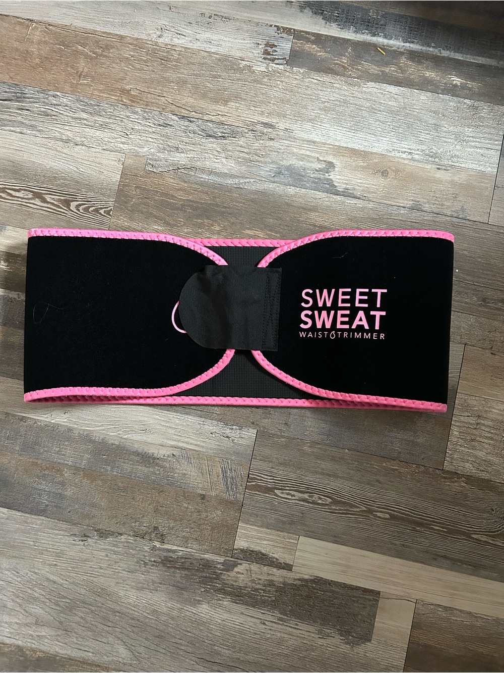 Sweet Sweat Waist Trimmer - Black with Pink Trim
